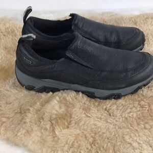 Merrell Men's Black Slip-On Hiker shoes